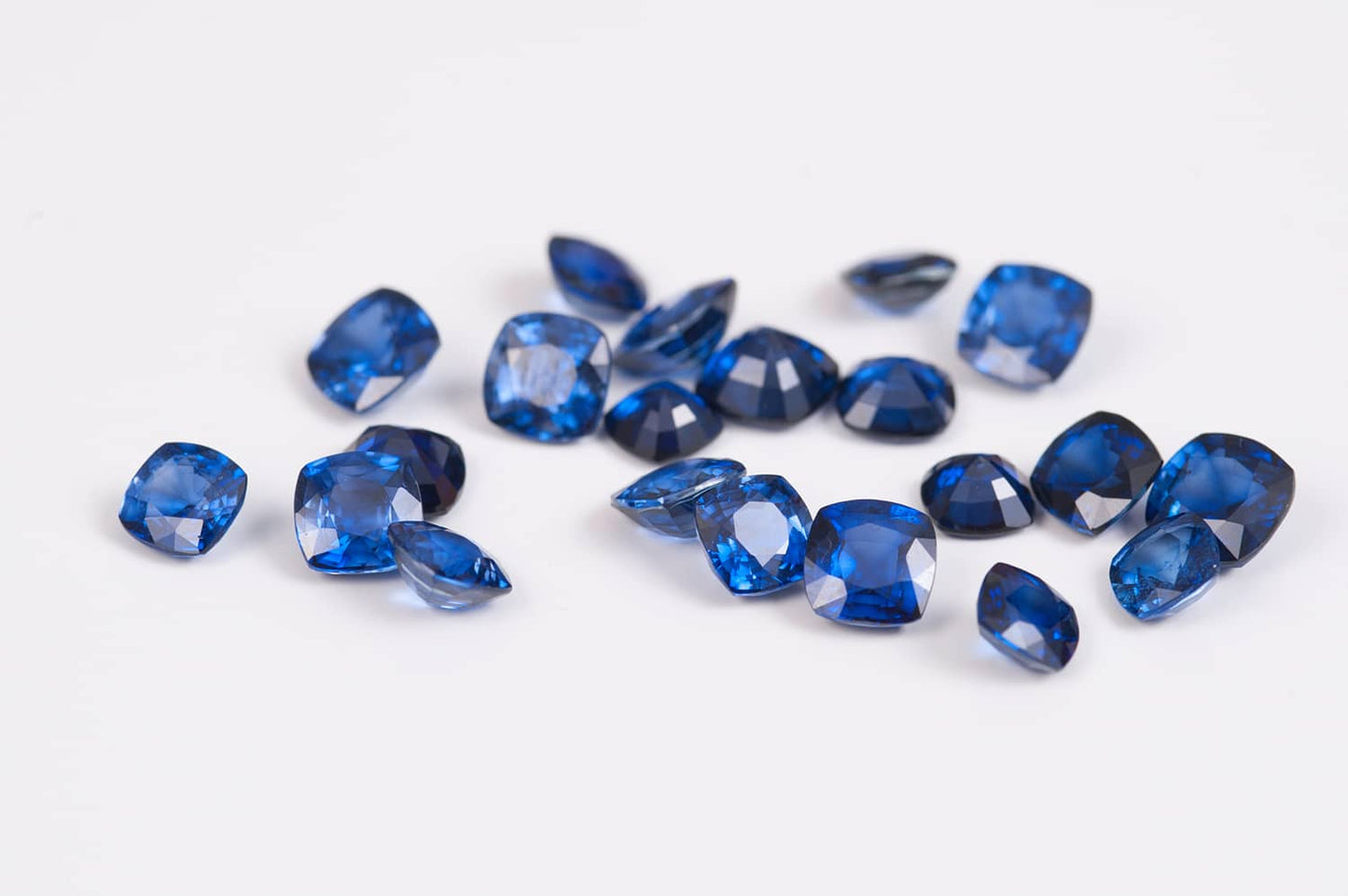 Assorted sapphire gemstones