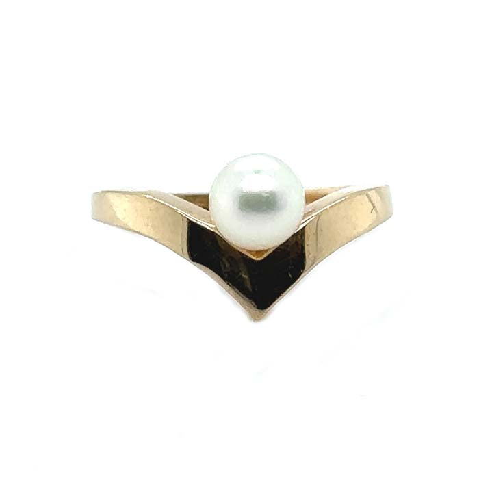 Estate Pearl Ring in 14K Yellow Gold