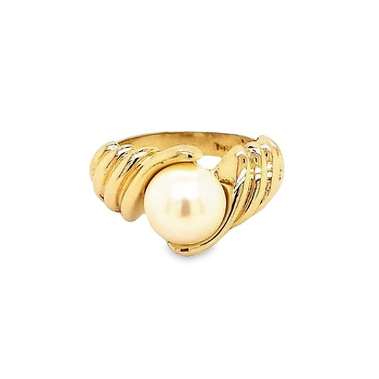 Estate Cultured Pearl Ring in 14K Yellow Gold