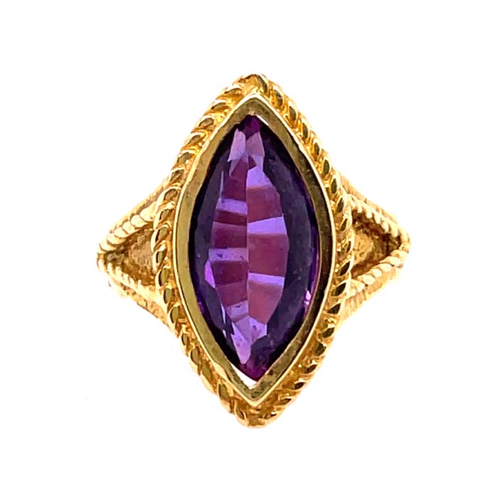 Estate Amethyst RIng in 14K Yellow Gold