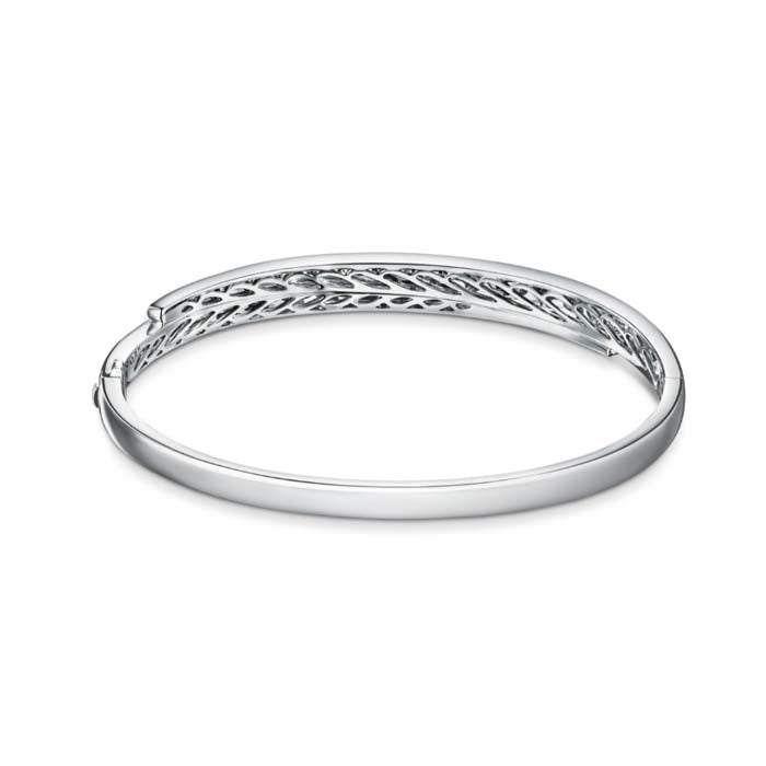 Hearts On Fire VELA Crossover Bangle in 18K White Gold