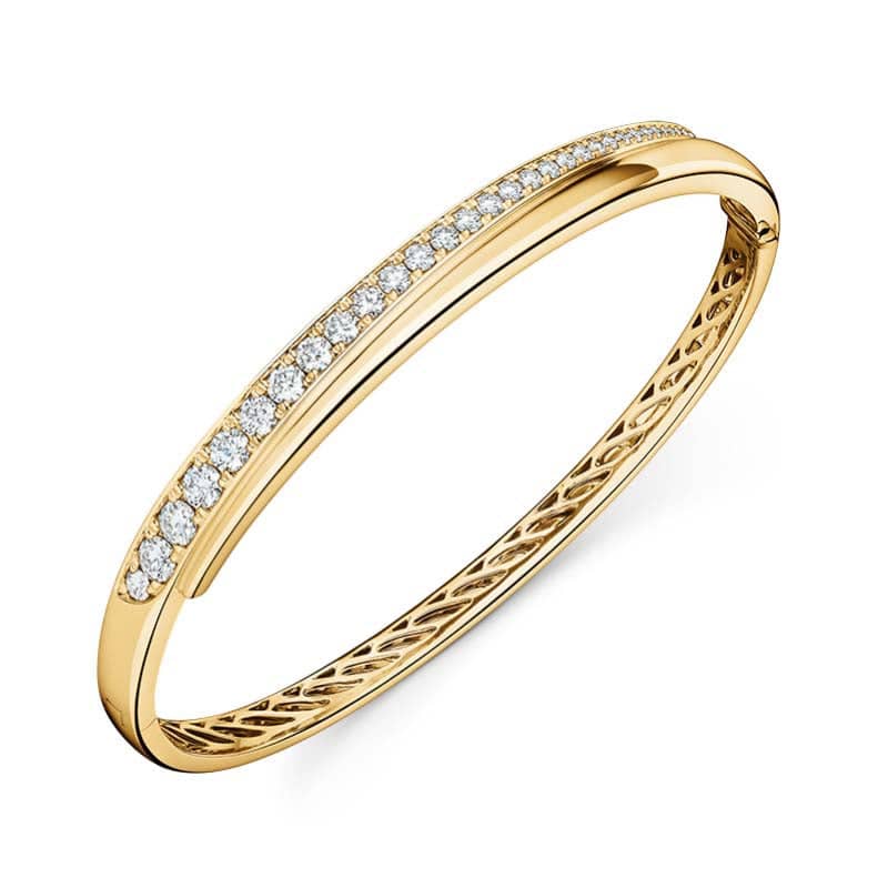 Hearts On Fire VELA Crossover Bangle in 18K Yellow Gold