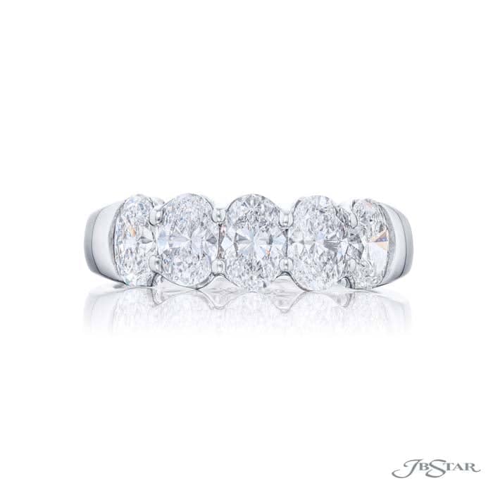 Load image into Gallery viewer, J B Star Five-Oval Diamond Band in Platinum
