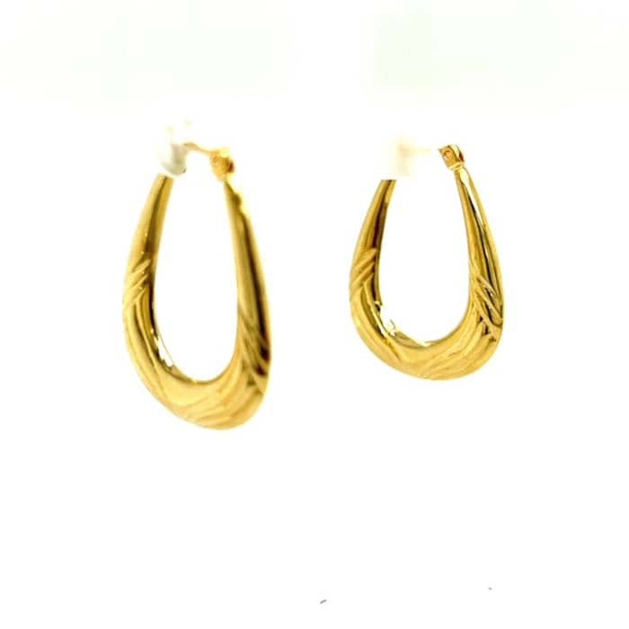 Load image into Gallery viewer, Estate Ribbed Hoop Earrings in 14K Yellow Gold
